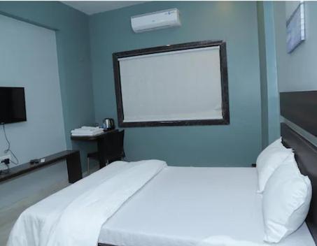 Hotel Rahul Regency, Aurangabad Buitenkant foto